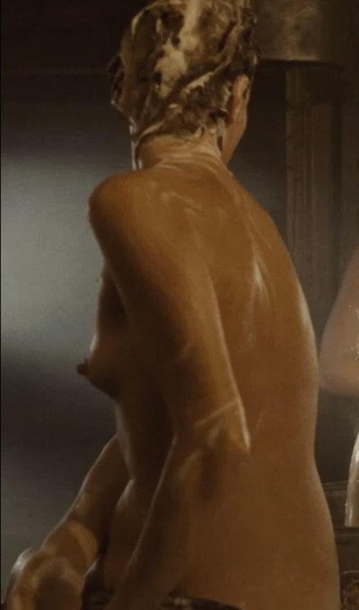 Анна Уколова