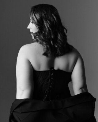 Елена Муравьева